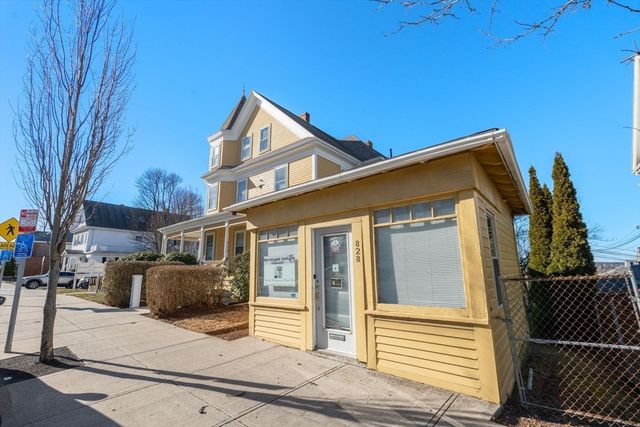 826 Broadway, Everett, MA 02149
