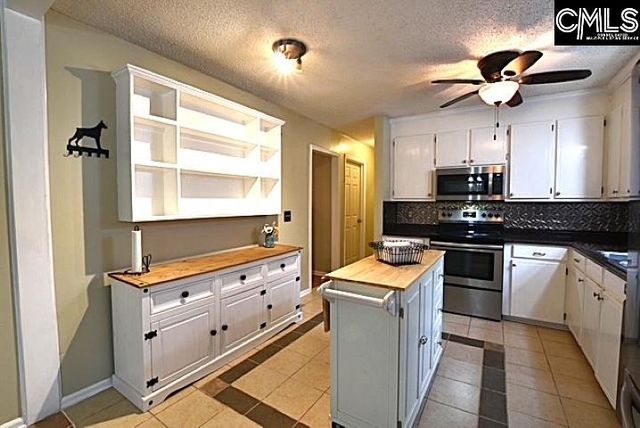 249 Fox Run Drive, Hopkins, SC 29061