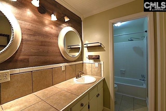 249 Fox Run Drive, Hopkins, SC 29061