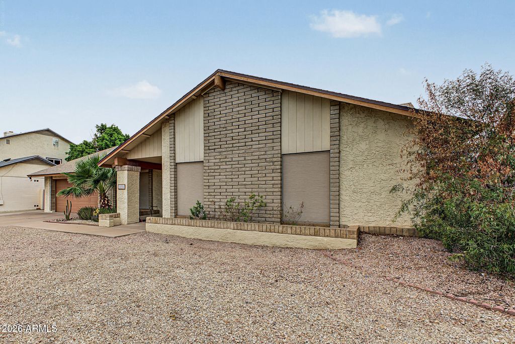 2238 W NARANJA Avenue, Mesa, AZ 85202 — photo 5