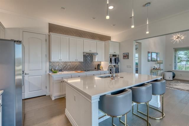 110 Delfino Place, Horseshoe Bay, TX 78657