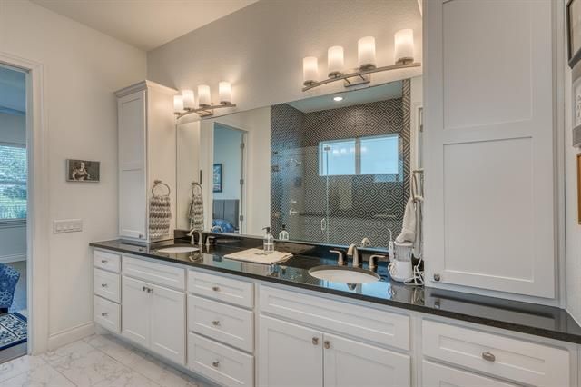 110 Delfino Place, Horseshoe Bay, TX 78657