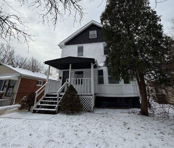 16902 Langly Avenue, Cleveland, OH 44128