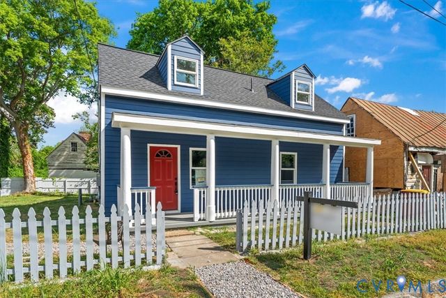 639 Plum St, Petersburg, VA 23803