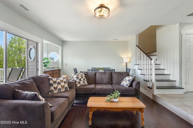 304 Columbia Avenue Unit B, Carolina Beach, NC 28428