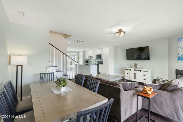 304 Columbia Avenue Unit B, Carolina Beach, NC 28428