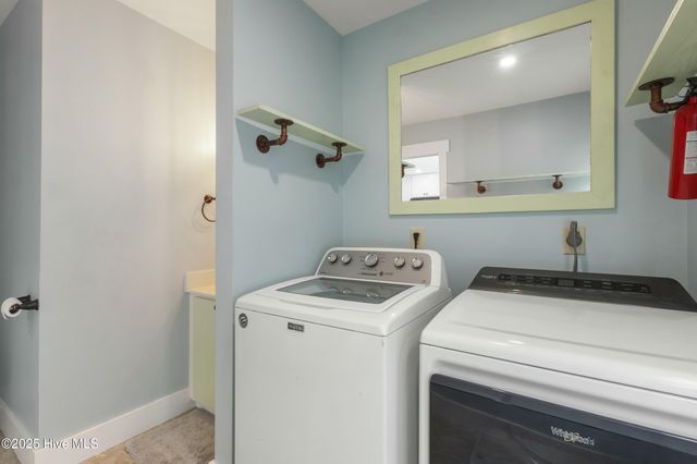 304 Columbia Avenue Unit B, Carolina Beach, NC 28428