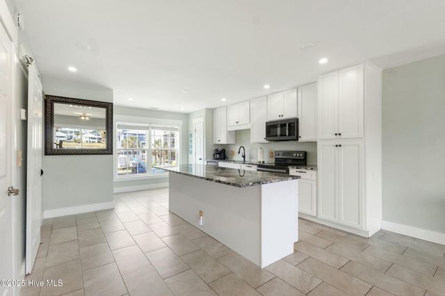 304 Columbia Avenue Unit B, Carolina Beach, NC 28428