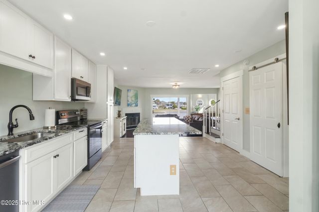 304 Columbia Avenue Unit B, Carolina Beach, NC 28428