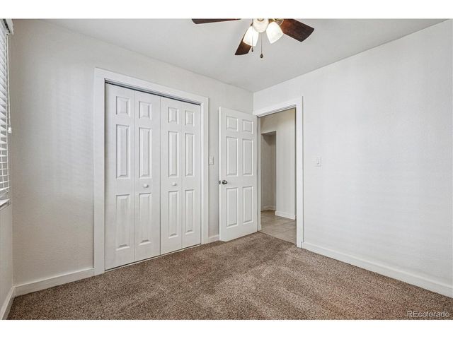 2877 S Logan St, Englewood, CO 80113