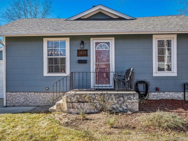 2877 S Logan St, Englewood, CO 80113