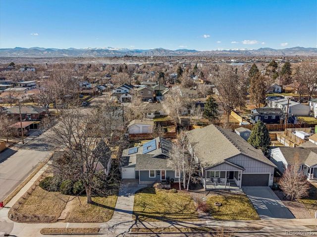 2877 S Logan St, Englewood, CO 80113