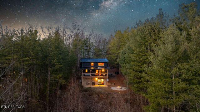 4210 Mountain Rest Way, Sevierville, TN 37876