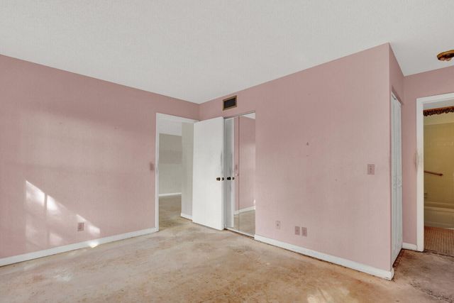 835 Salem Lane, Lake Worth, FL 33467