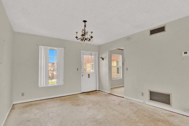 835 Salem Lane, Lake Worth, FL 33467