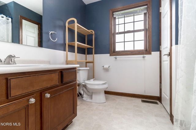1702 Spring Forest Drive, Oregon, OH 43616