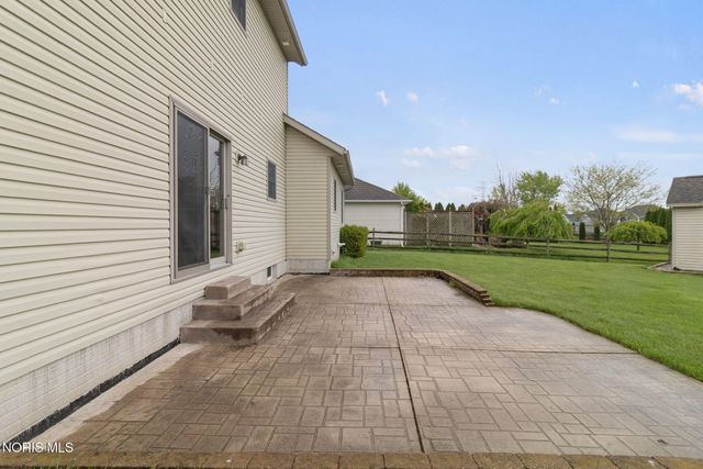 1702 Spring Forest Drive, Oregon, OH 43616