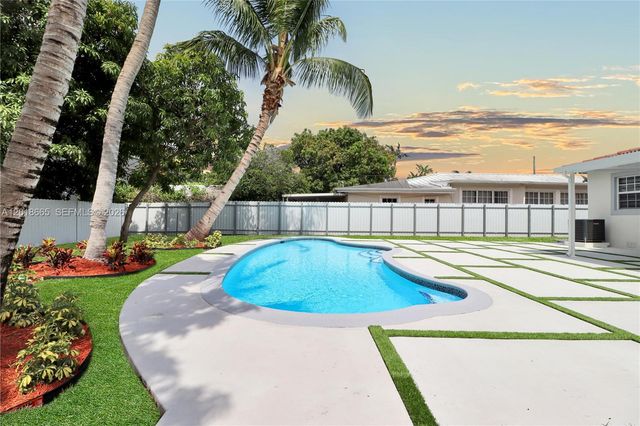 3111 SW 15th St, Miami, FL 33145