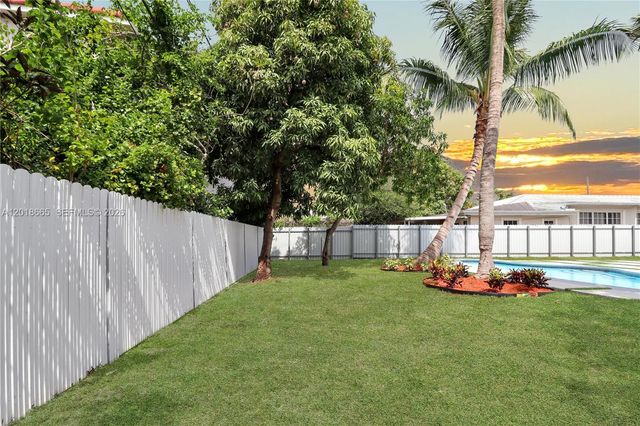 3111 SW 15th St, Miami, FL 33145
