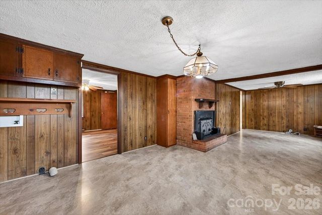 199 Mckinnon Avenue NE, Concord, NC 28025