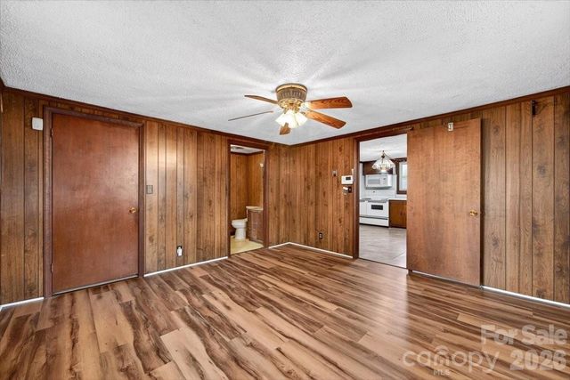 199 Mckinnon Avenue NE, Concord, NC 28025