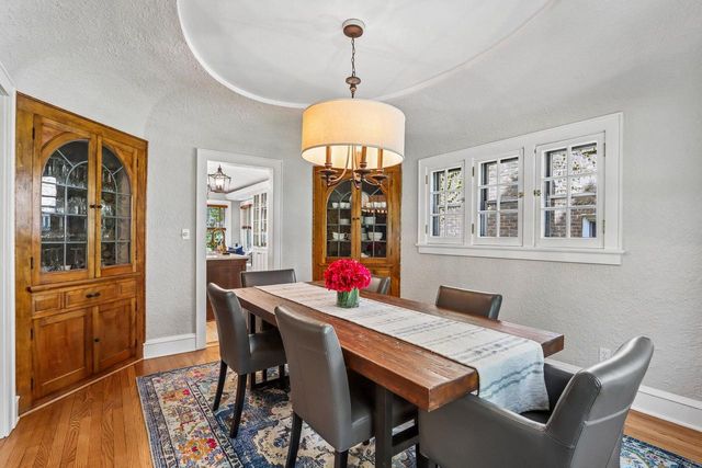 717 Lake View AVENUE, Whitefish Bay, WI 53217