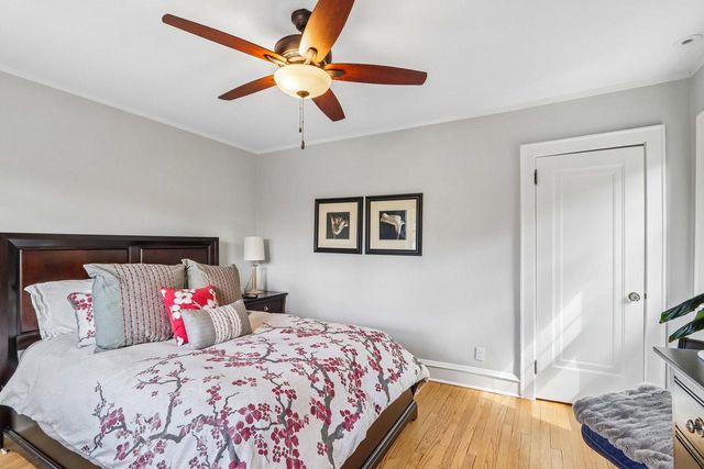 717 Lake View AVENUE, Whitefish Bay, WI 53217