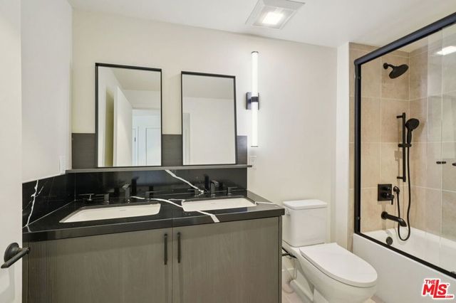 1110 S Spaulding Avenue PH2, Los Angeles, CA 90019