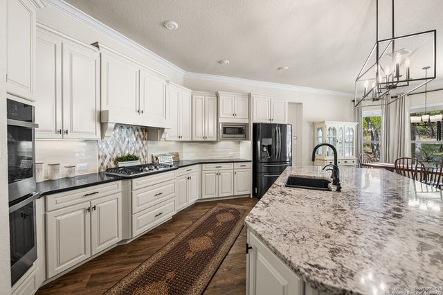 663 Pr 1712, Mico, TX 78056