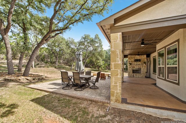 663 Pr 1712, Mico, TX 78056