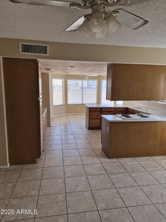 8225 W CORRINE Drive, Peoria, AZ 85381 — photo 4