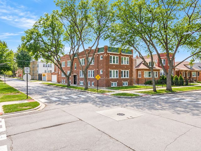 2950 N Lavergne Avenue 2, Chicago, IL 60641