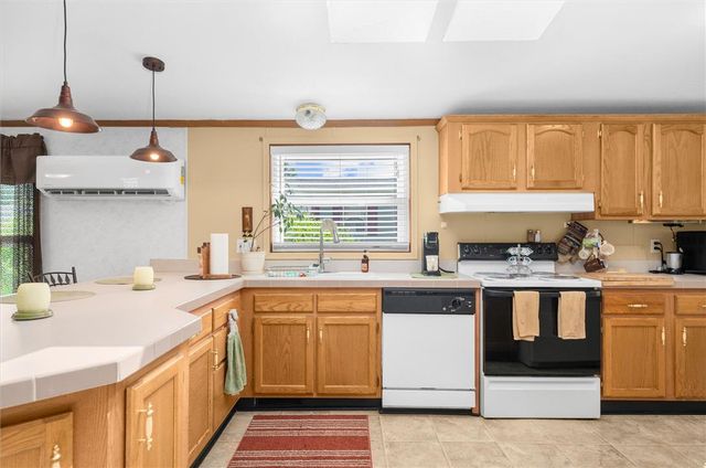 1190 Grange Road W11, Lower Macungie Twp, PA 18106