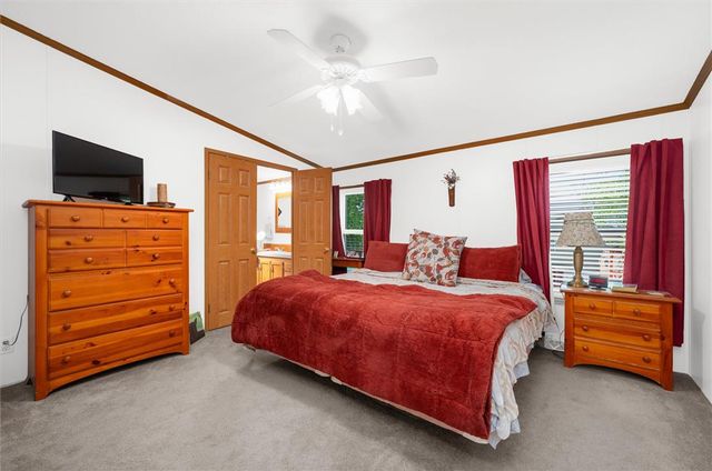 1190 Grange Road W11, Lower Macungie Twp, PA 18106