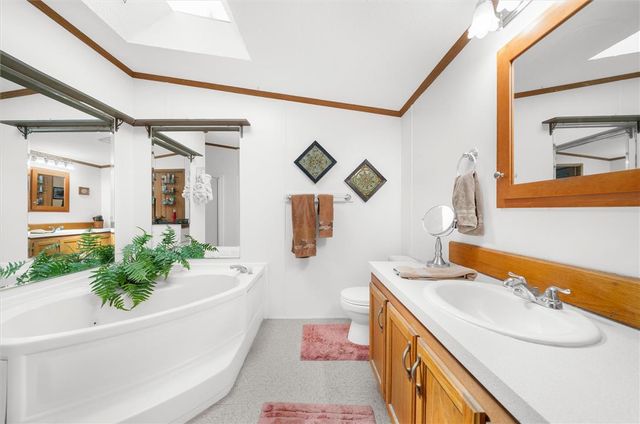 1190 Grange Road W11, Lower Macungie Twp, PA 18106
