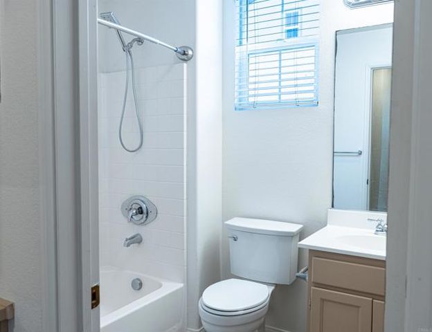 1313 Mother Lode Way 3, Chula Vista, CA 91913