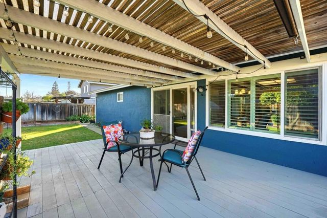 925 Blake Court, Gilroy, CA 95020