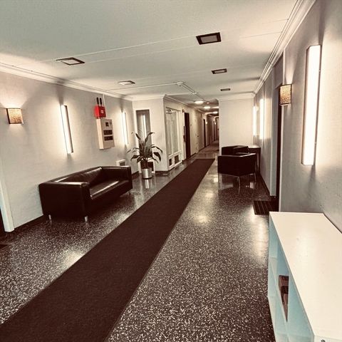 100 Marion Street 11, Brookline, MA 02446