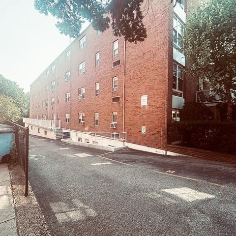 100 Marion Street 11, Brookline, MA 02446