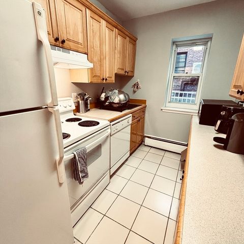 100 Marion Street 11, Brookline, MA 02446