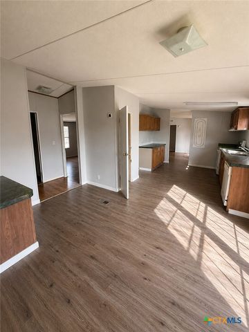 156 Sonnyland Drive, Canyon Lake, TX 78133
