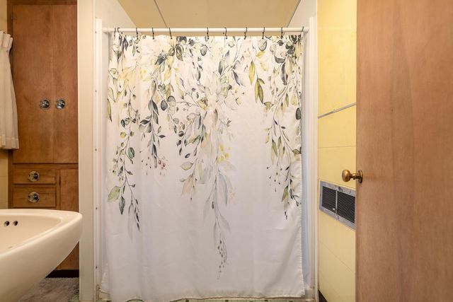 112 W Fraser Street, Coleman, MI 48618