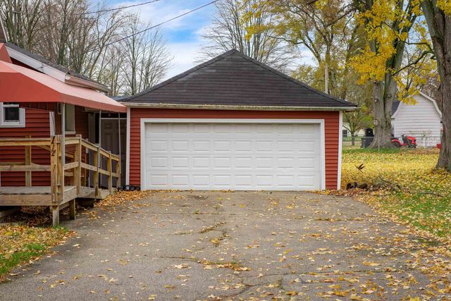 112 W Fraser Street, Coleman, MI 48618