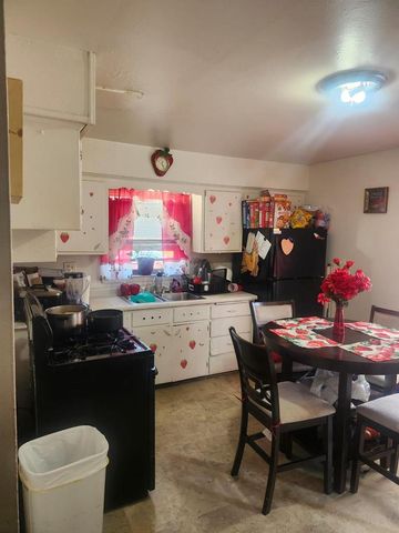 4871 N Sherman BOULEVARD, Milwaukee, WI 53209