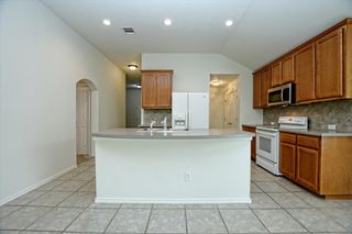 319 Lone Star BLVD, Hutto, TX 78634