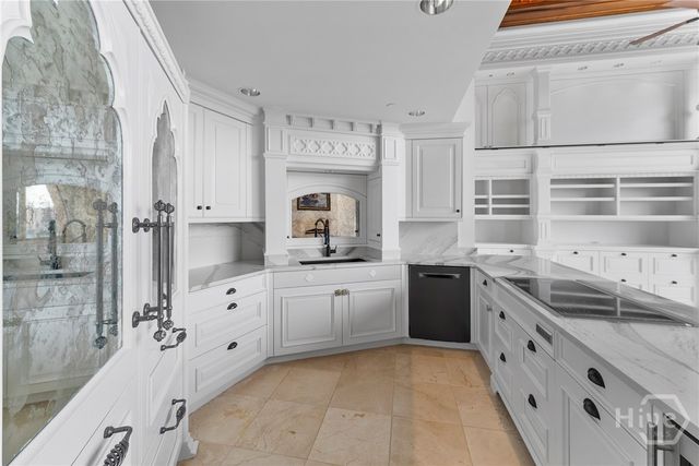 300 Bull Street 704, Savannah, GA 31401