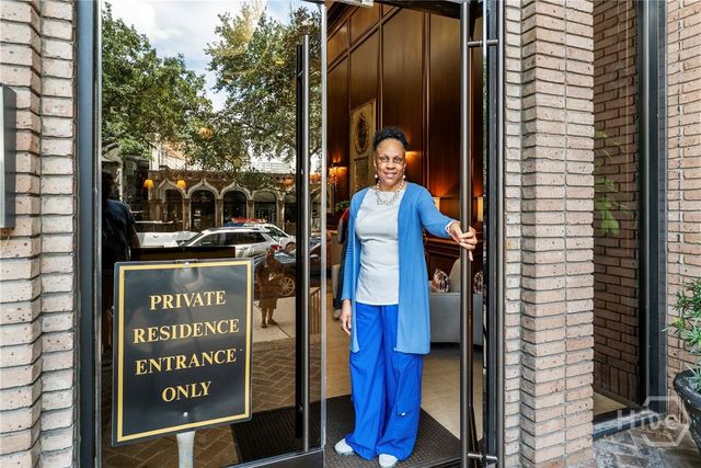 300 Bull Street 704, Savannah, GA 31401