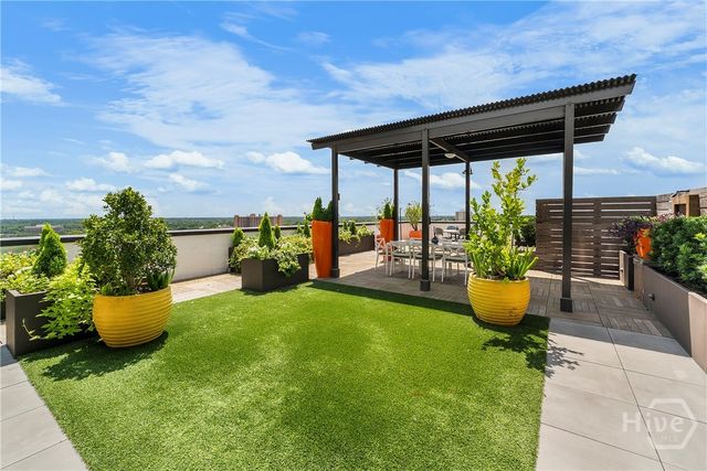 300 Bull Street 704, Savannah, GA 31401