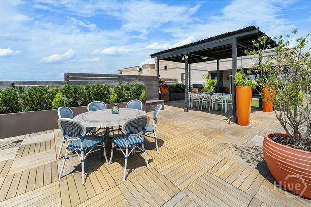 300 Bull Street 704, Savannah, GA 31401