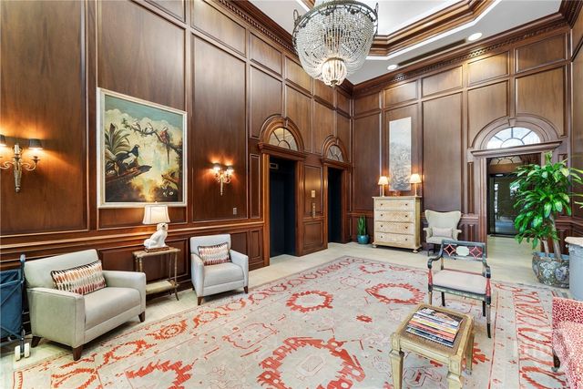 300 Bull Street 704, Savannah, GA 31401